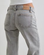 Bell Bottom Low Rise Flare Jeans in Bleached Grey - Image 4