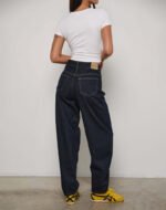 High Rise Barrel Jean in Indigo - Image 4
