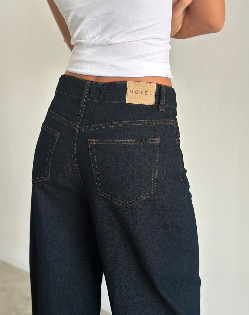 HIGH-RISE-BARREL-JEAN-INDIGO-24-copy.jpg High Rise Barrel Jean in Indigo - Image 2