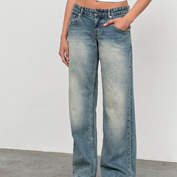 Low Rise Parallel Jeans In Dirty Blue