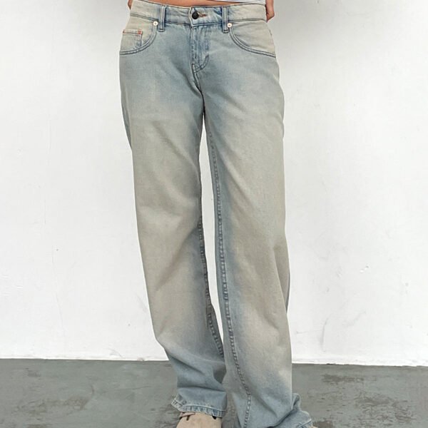 Low Rise Parallel Jeans in Sand Bleach Extreme