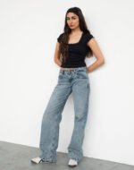 Low Rise Parallel Jeans in Vintage Blue Wash - Image 4