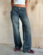 Low Rise Parallel Jeans in Vintage Green Used - Image 3
