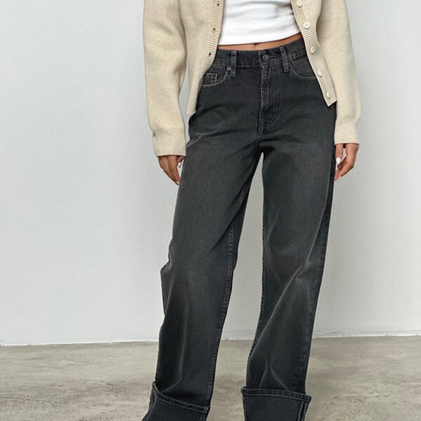 Mid Rise Turn Up Straight Jeans in Washed Black Grey