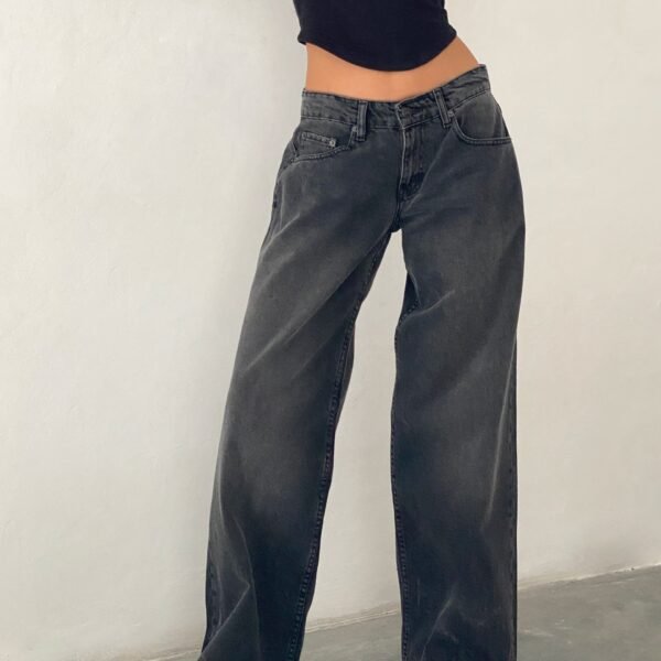 Roomy Extra Wide Low Rise Jeans in Washed Black Grey
