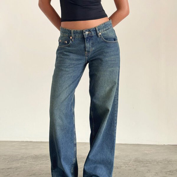 Roomy Extra Wide Low Rise Jeans in Bright Blue